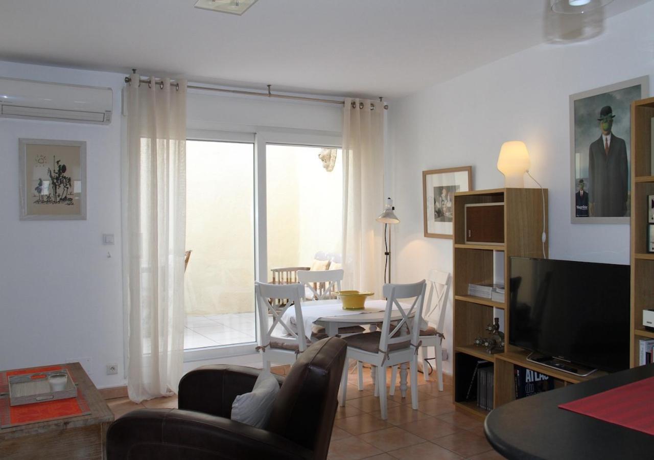 Agreable Maison De Ville Eyragues Ngoại thất bức ảnh
