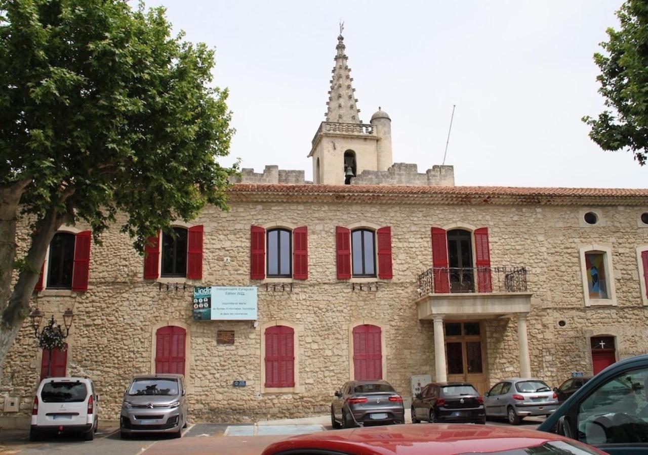 Agreable Maison De Ville Eyragues Ngoại thất bức ảnh